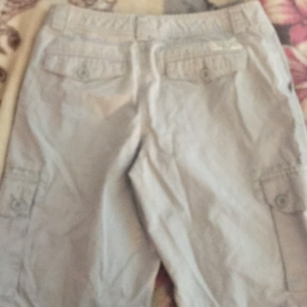 Shorts - Picture 3 of 3